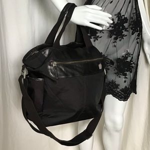 Tumi  Leather Nylon Weekender Travel Overnight Bag